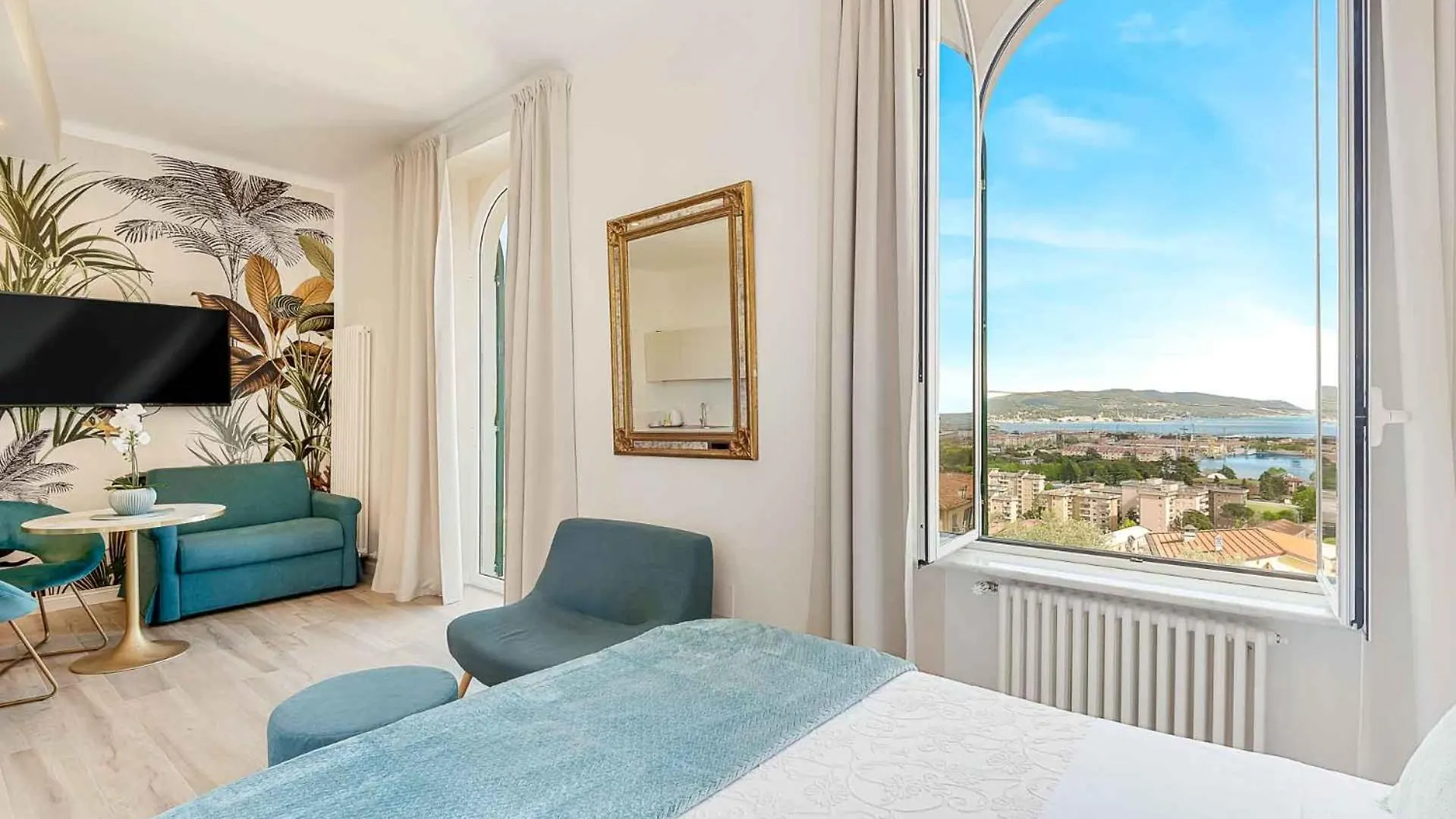 Luxury Dreams Hotel La Spezia 0*,