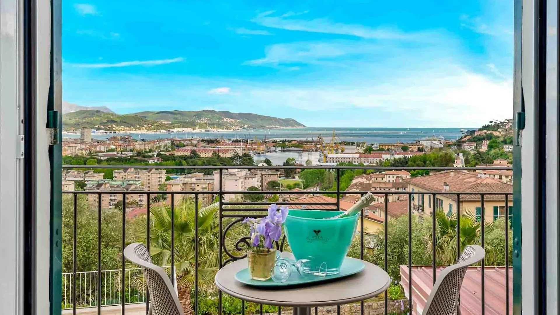 Luxury Dreams Hotel La Spezia 0*,