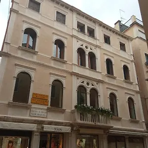 Ca' Pedrocchi Gasthuis Venetië